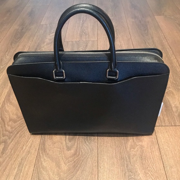 NEW🌟Host Pick!🌟 Coach Beckett Briefcase - Picture 4 of 8
